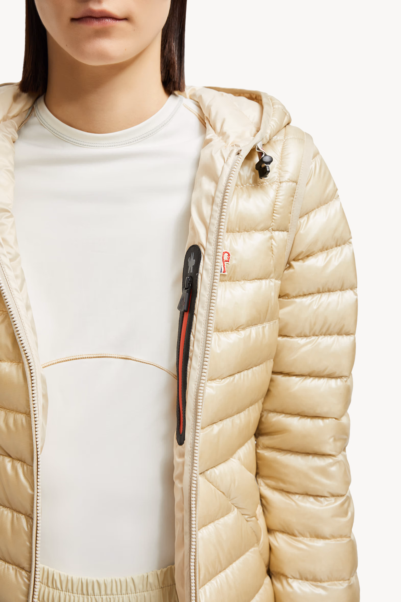 Plumífero corto con capucha 2 en 1 Karura Mujer Beige Arena Moncler 6
